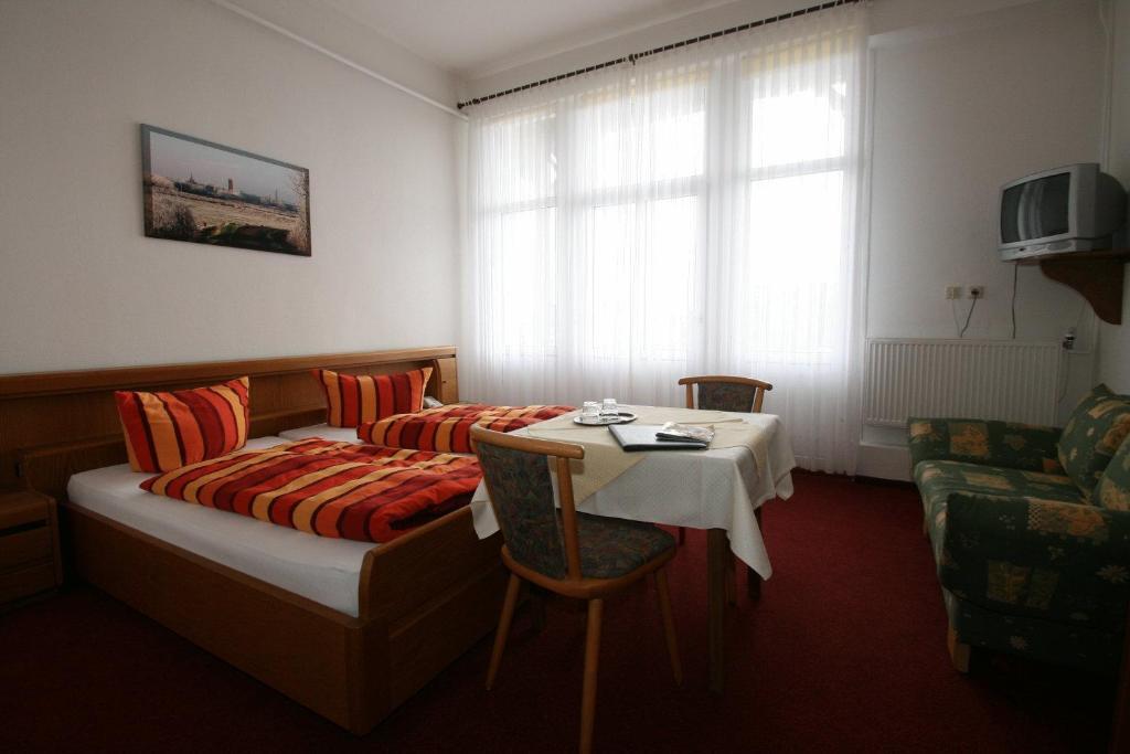 Hotel Rummeni Borkum Exteriör bild